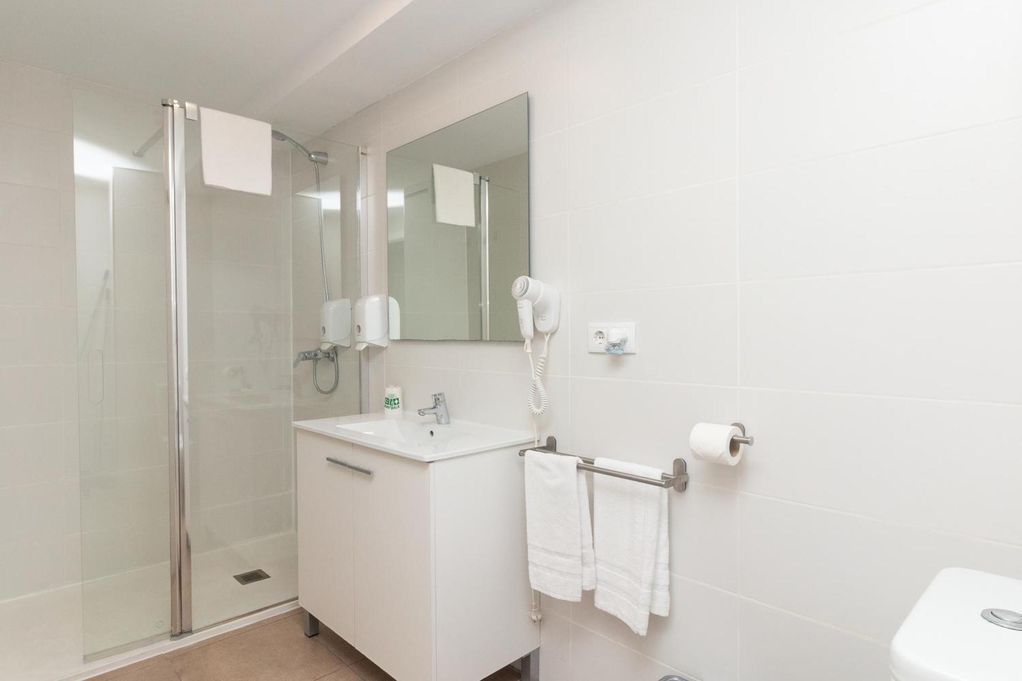 Bet Apartments - Abastos Valencia Luaran gambar