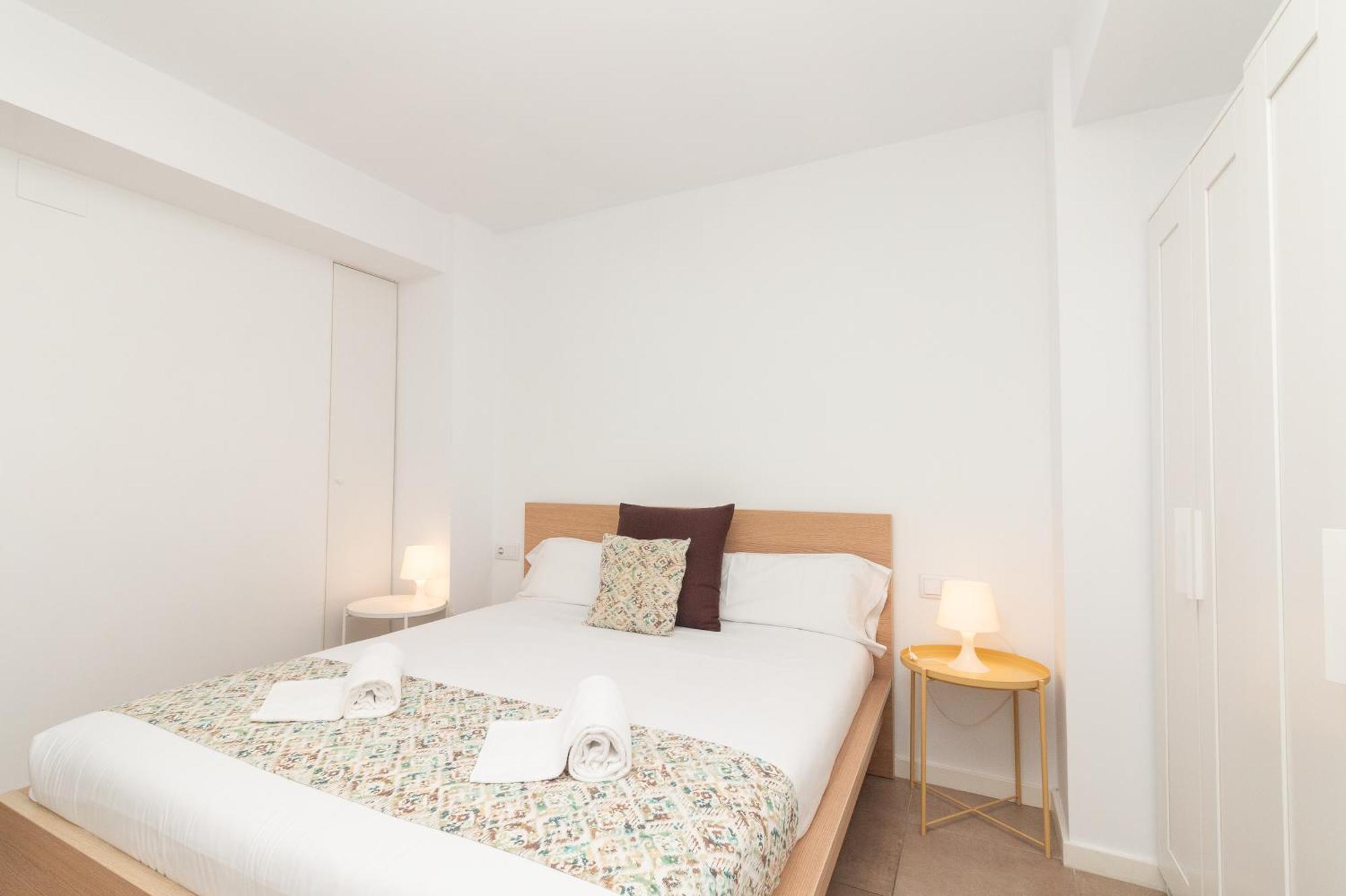 Bet Apartments - Abastos Valencia Luaran gambar