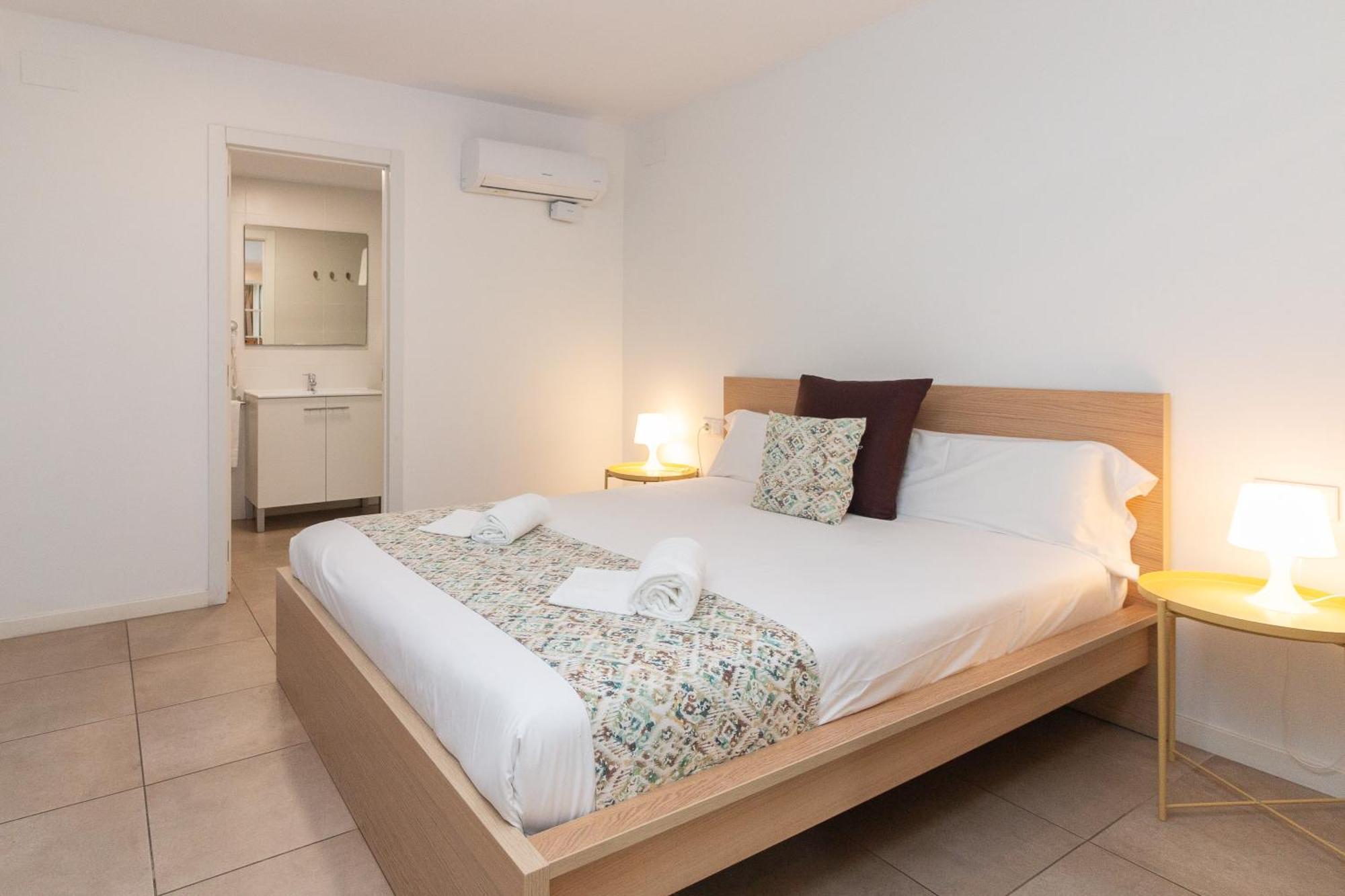 Bet Apartments - Abastos Valencia Luaran gambar