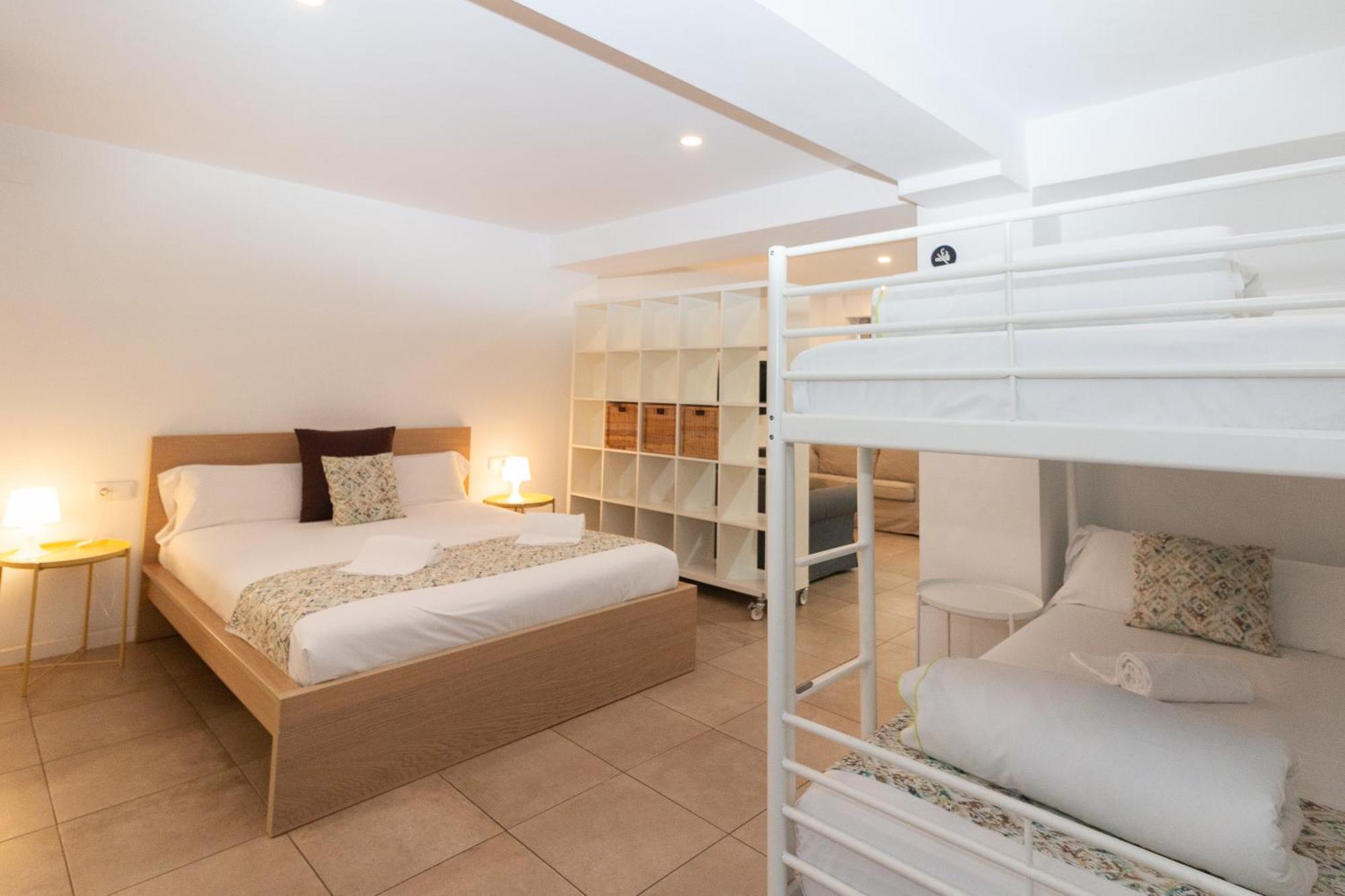 Bet Apartments - Abastos Valencia Luaran gambar