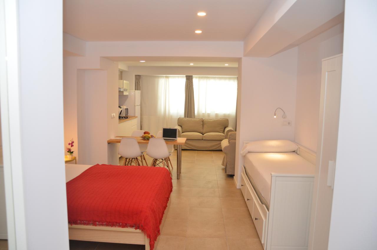 Bet Apartments - Abastos Valencia Luaran gambar